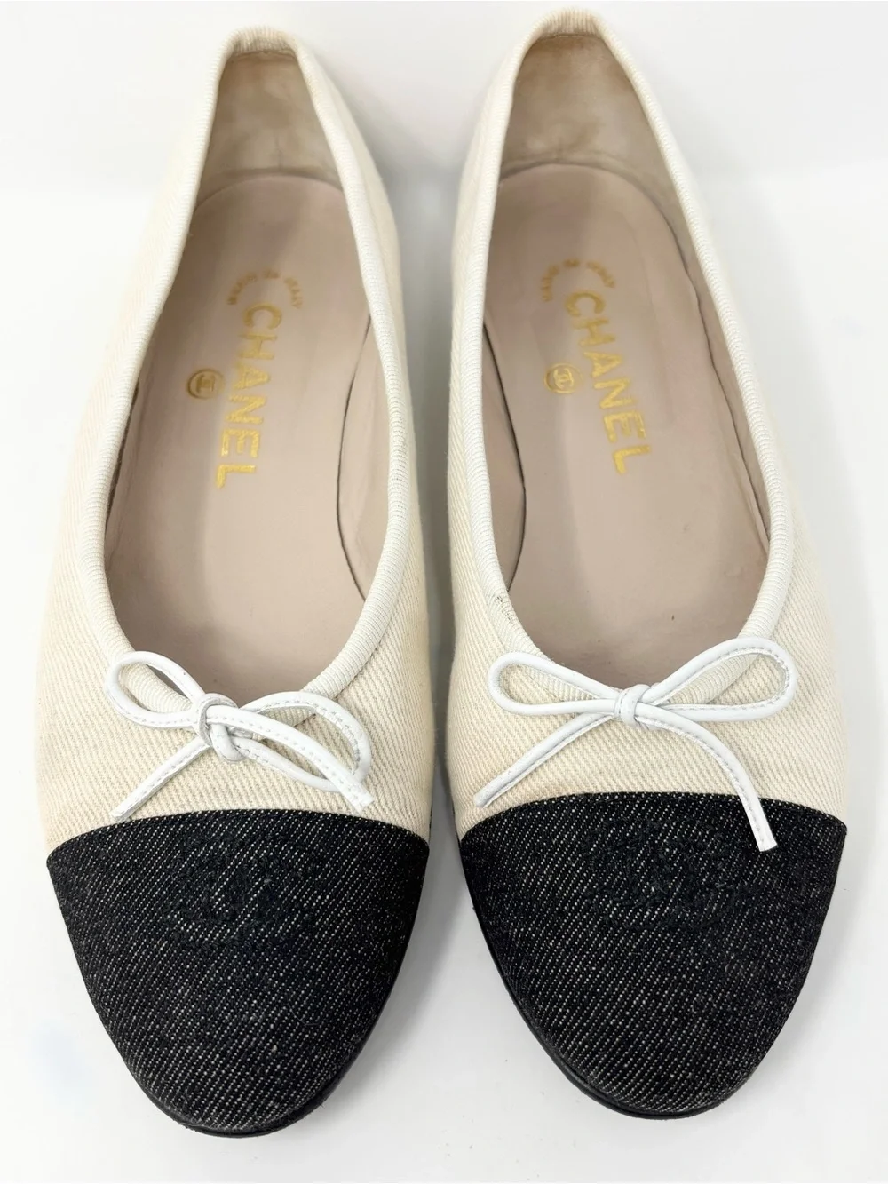 CHANEL Two Tone Ballet Flats Ivory Black Denim Cap Toe size 37 6-6.5 - Picture 4 of 15